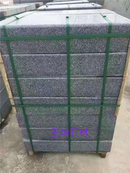 章丘灰石材廠家介紹冬季施工注意事項 