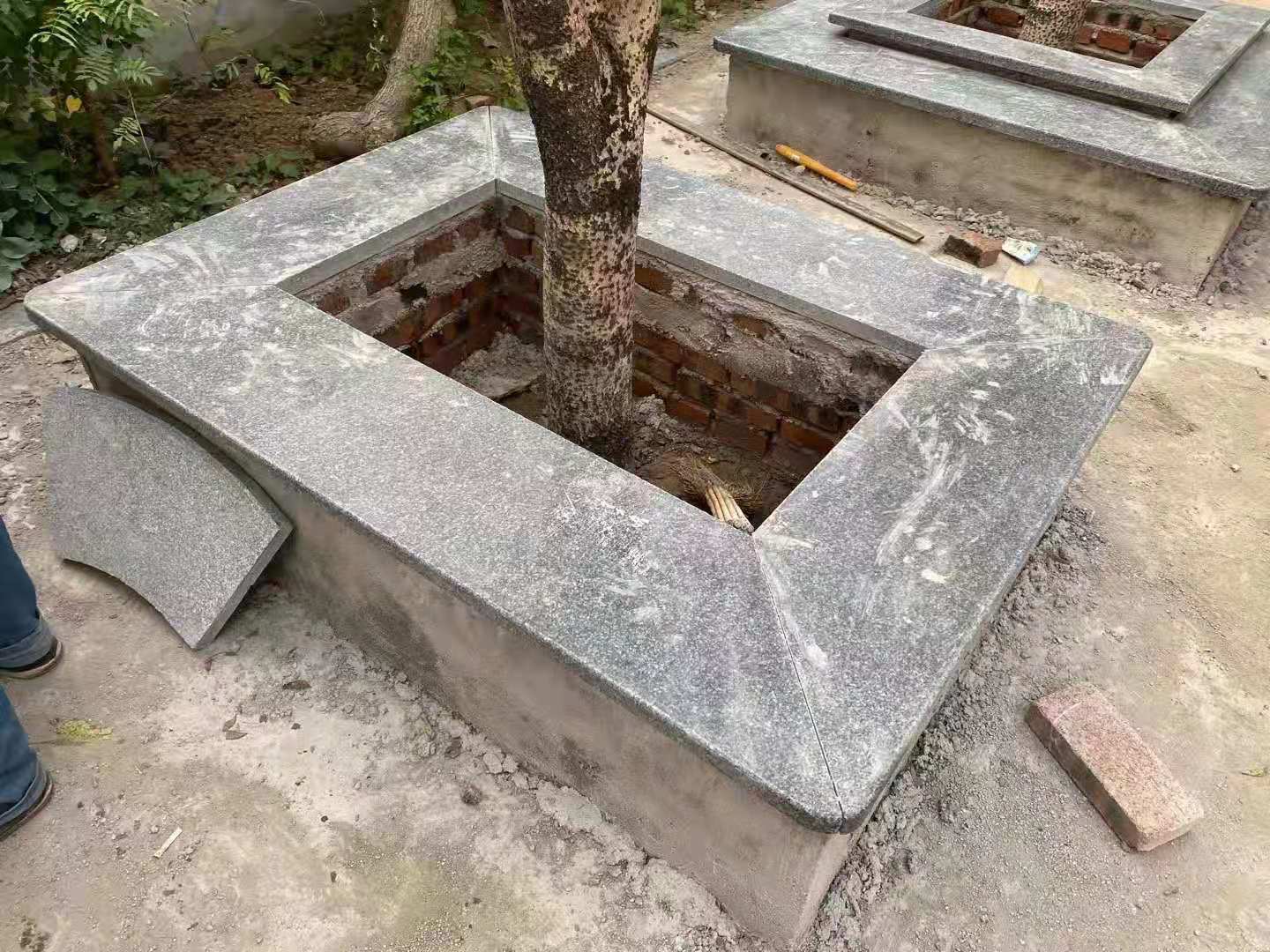 章丘黑方形樹池石